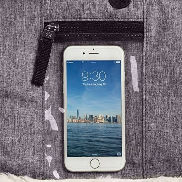 Skip * Hop Stroll & Go 3 season on call hand muff heather grey 5 star - Picture 2 of 11